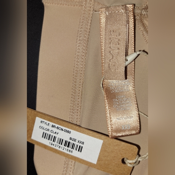 💕NWT SKIMS Jelly Sheer Scoop Neck Bralette Nude CLAY XXS - Picture 6 of 10